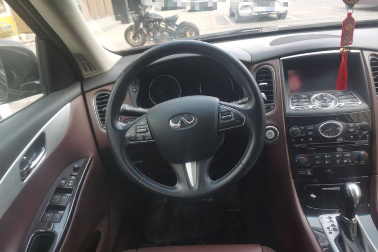Used Infiniti QX50 2015 2.5L Enjoyment Edition
