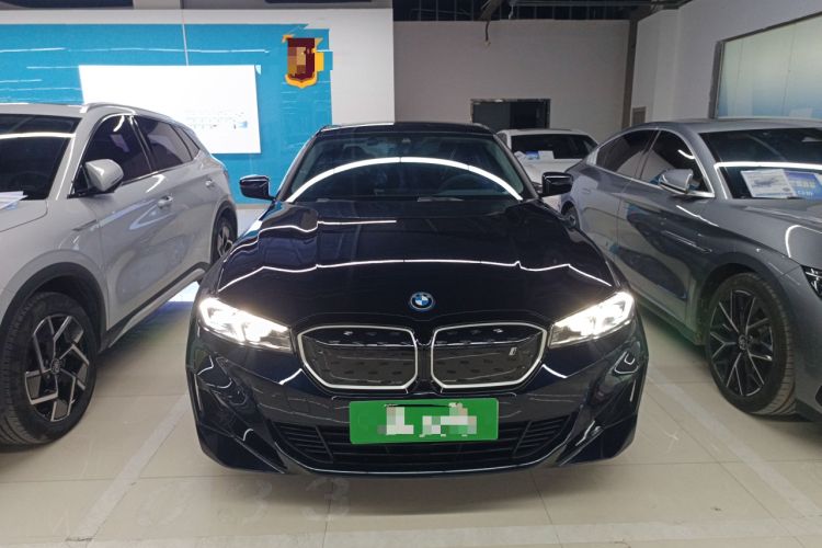 Used BMW i3 2022 eDrive 35 L
