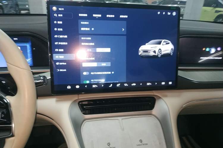 Used Denza N7 2023 Long-Range Performance Max Edition