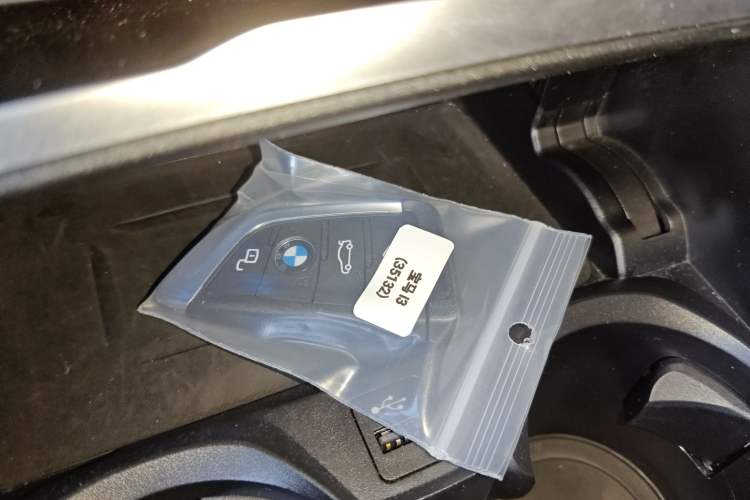 Used BMW i3 2023 eDrive 40 L Midnight Edition