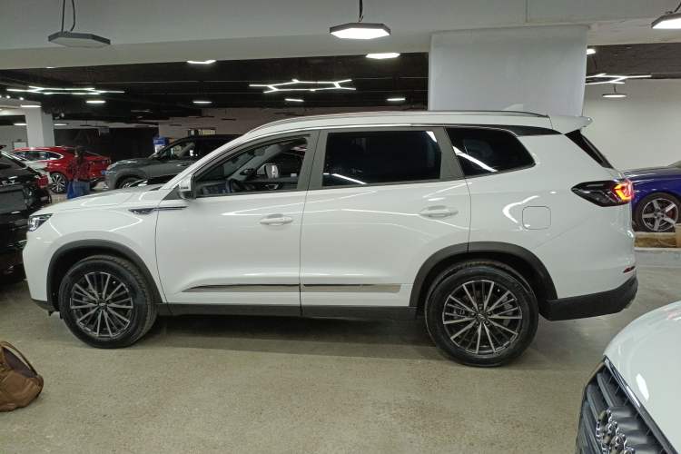 Used Chery Tiggo 8 PLUS 2022 Kunpeng Edition 390TGDI DCT Passion Version