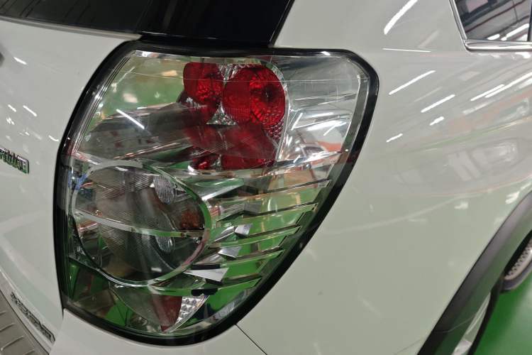 Used Chevrolet Captiva 2014 2.4L 4x4 Flagship Edition 7 Seats
