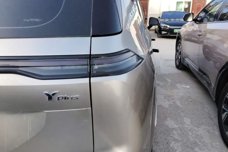 Used AION Y 2023 Plus 510 Smart Edition
