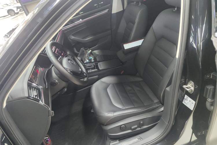 Used Volkswagen Phideon 2018 Revised Version 380TSI Two-Wheel Drive Business Edition