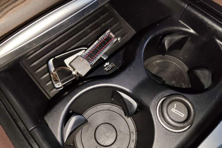 Used BMW 5 Series 2019 Facelifted 530Li Leading Edition Luxury Package
