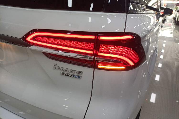 Used Roewe iMAX8 2022 400TGI Prestige Edition
