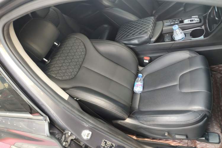 Used Hyundai Santa Fe 2019 380 TGDi DLX Automatic Two-Wheel Drive Prestige Plus Version China VI Standard
