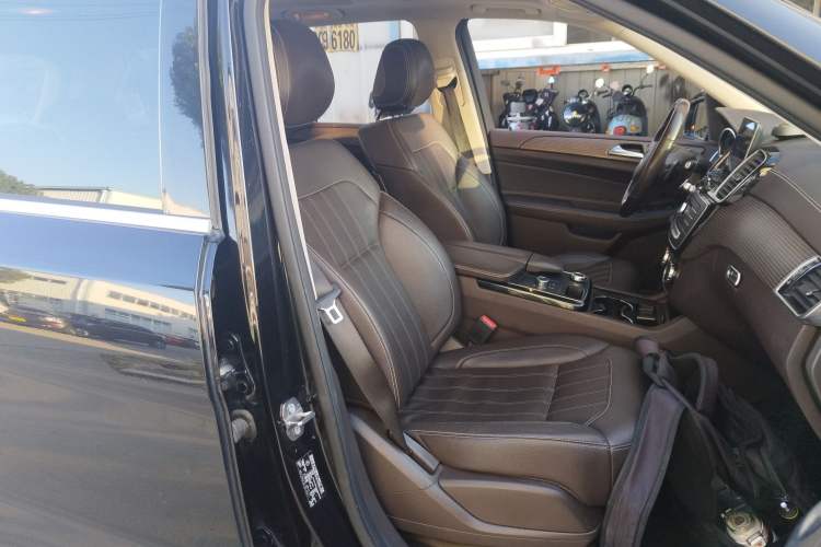 Used Mercedes-Benz GLE 2018 GLE 320 4MATIC Dynamic Edition Collector's Edition
