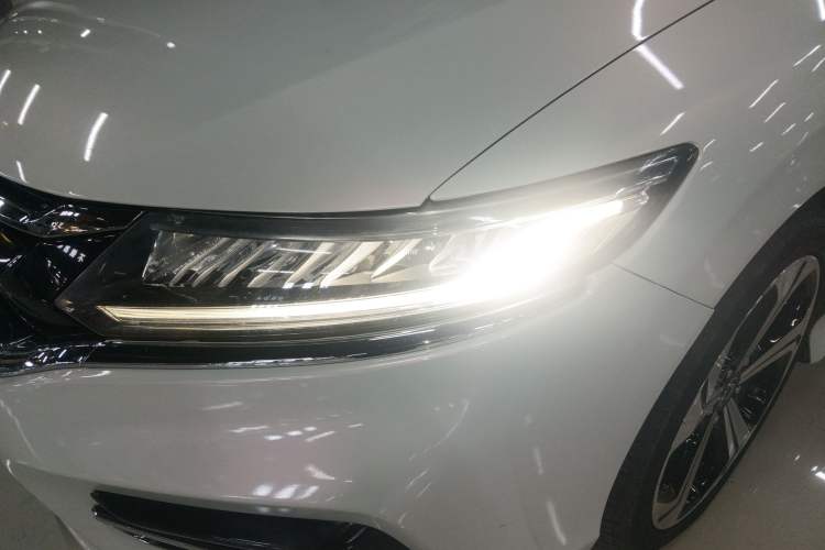 Used Honda Jade 2017 210 TURBO CVT Luxury Edition 5 Seats
