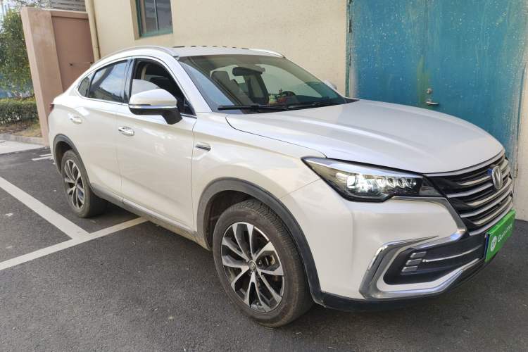 Used Changan CS85 COUPE 2019 1.5T DCT Dynamic Version China VI Standard

