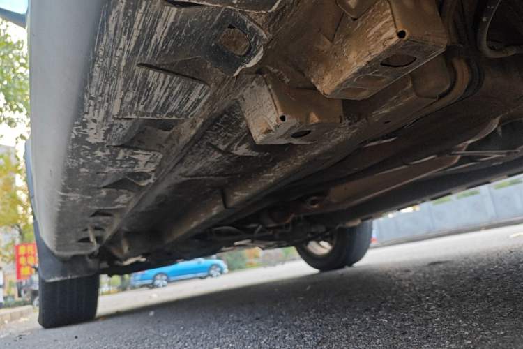 Used Haval H1 2016 Red-Label 1.5L AMT Luxury Model
