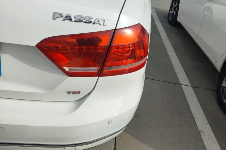 Used Volkswagen Passat 2015 1.8TSI DSG Prestige Edition
