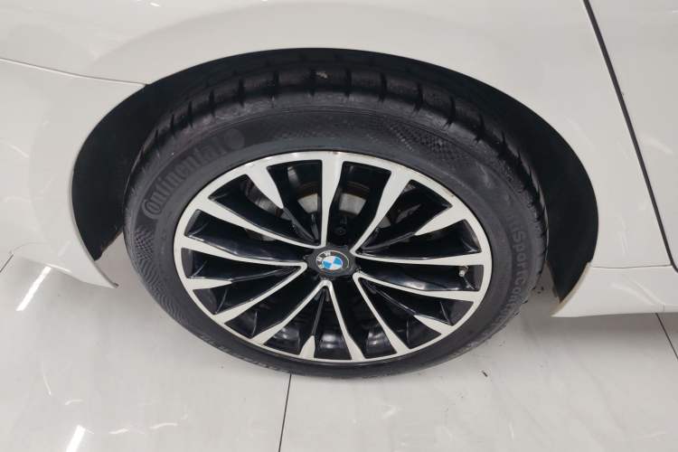 Used BMW 5 Series 2020 525Li Luxury Package
