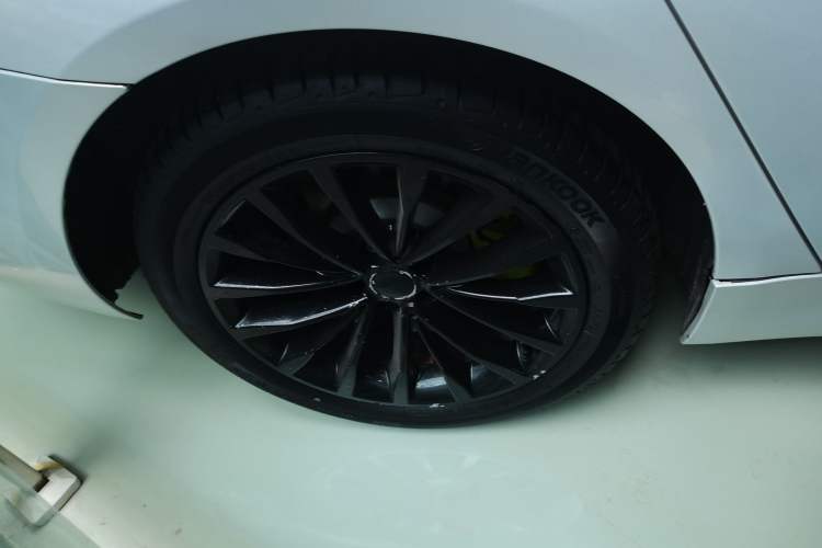 Used BMW 5 Series 2019 525Li Luxury Package
