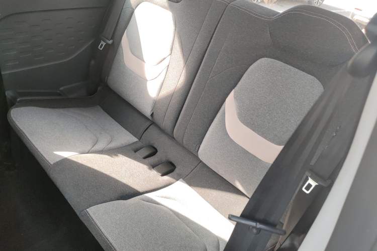 Used Chery QQ Ice Cream 2022 170km Sundae Phosphate Lithium-Ion