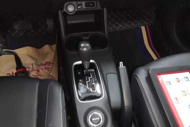 Used Mitsubishi Outlander 2016 2.4L 4x4 Elite Edition 5 Seats