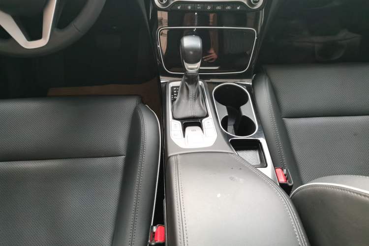 Used Hyundai Tucson 2019 280TGDi Dual-Clutch Two-Wheel Drive Smart Connect Version China VI