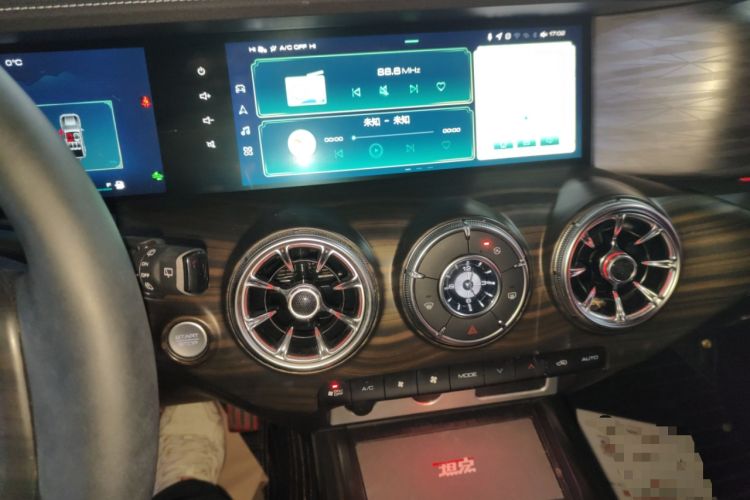 Used Tank 300 2023 City Edition 2.0T—Stylish as Ever
