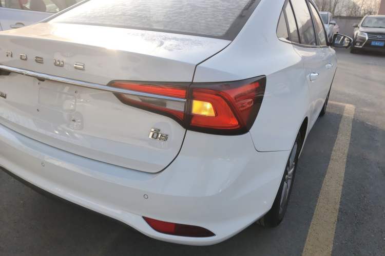 Used Roewe i5 2019 1.5L Automatic 4G Connected Langhao Edition
