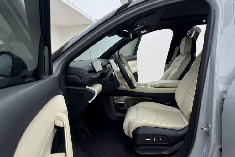 Used Nio ES6 2024 75 kWh