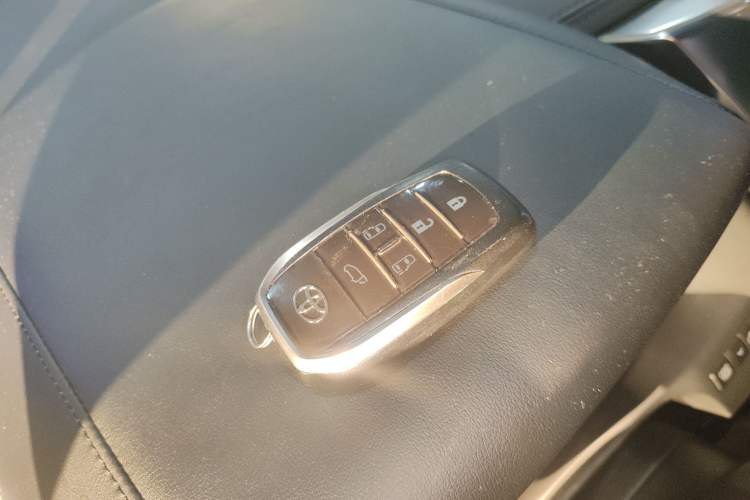 Used Toyota Alphard 2021 Dual-Engine 2.5L Prestige Edition
