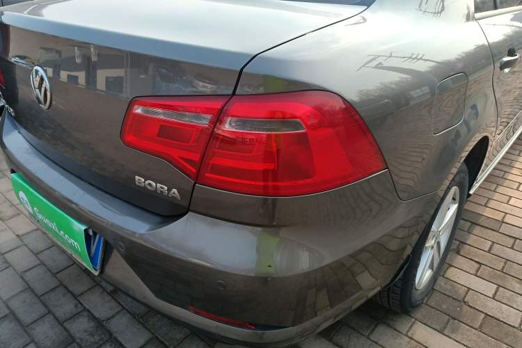 Used Volkswagen Bora 2014 1.6L Automatic Fashion Model
