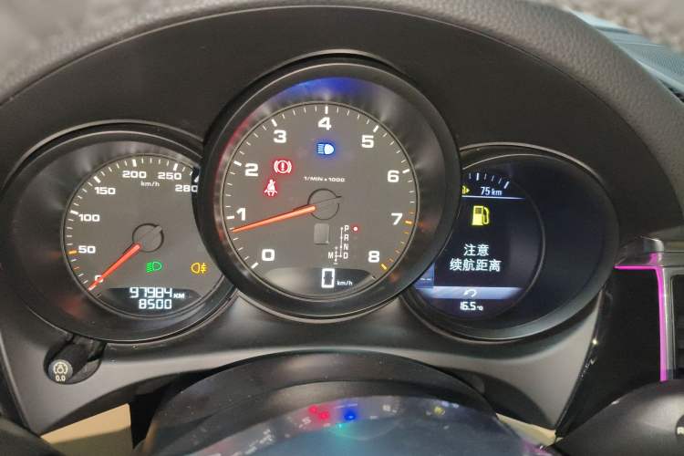 Used Porsche Macan 2017 Macan 2.0T
