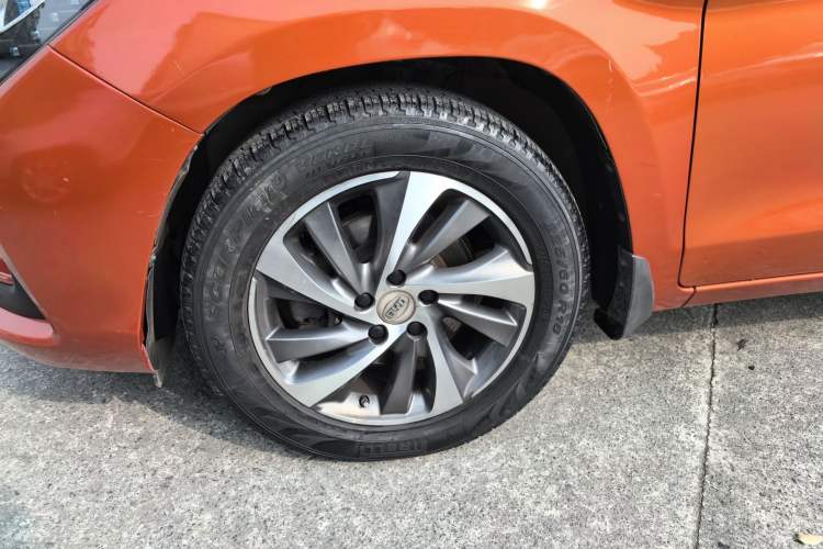 Used BYD Song 2016 2.0TID Automatic Prestige Edition
