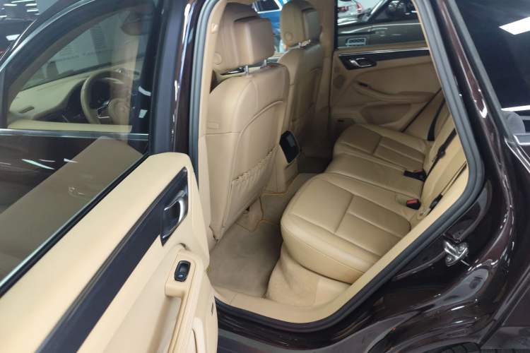 Used Porsche Macan 2014 Macan 2.0T
