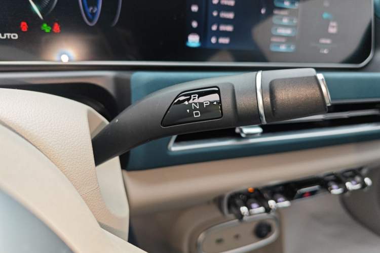 Used ORA Good Cat 2023 401 km Standard Range Luxury Version Ternary Lithium