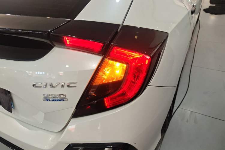 Used Honda Civic 2021 HATCHBACK 220TURBO CVT Trendy Cool Edition