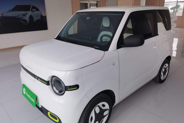 Used Geely Galaxy Panda 2025 210 km – Yuanqi Bear