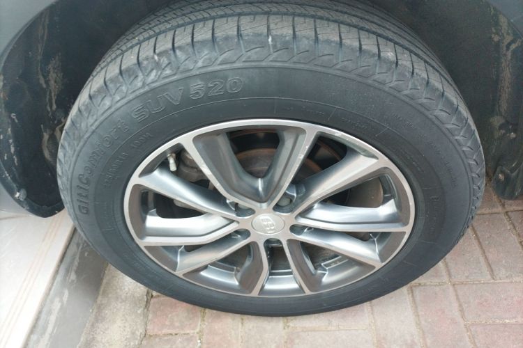 Used Geely Auto Emgrand X7 Sport 2018 1.8TD Automatic Two-Wheel Drive Smart 4G Connected Version
