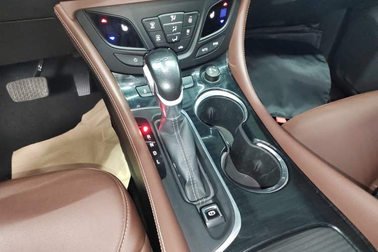 Used Buick Envision 2021 532T Two-Wheel-Drive Elite Version
