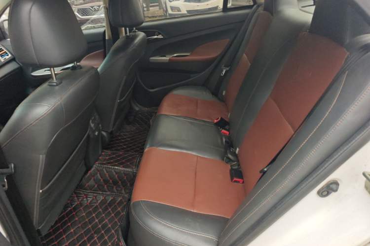 Used BYD F3 2015 Energy-Saving Edition 1.5L Manual Luxury Model
