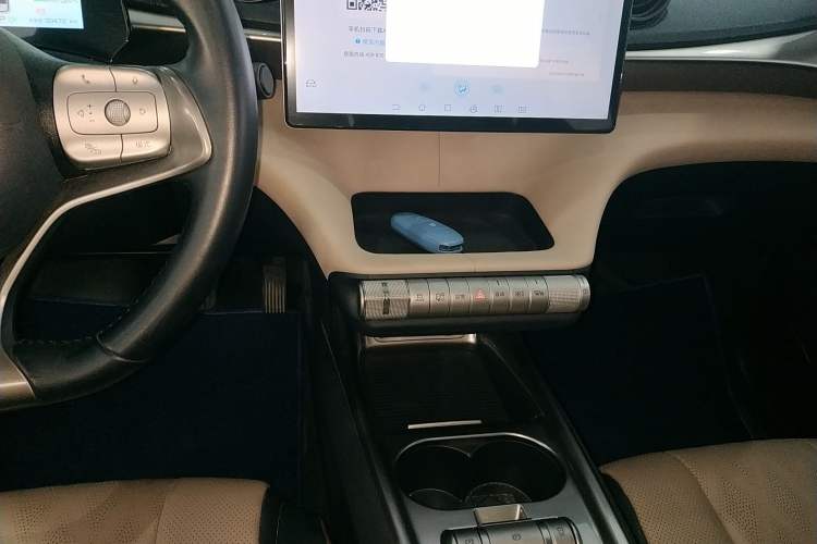 Used BYD Dolphin 2023 420 km Fashion Edition
