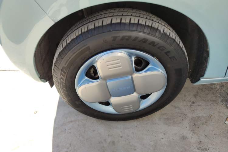 Used Geely Galaxy Panda 2024 Panda Mini 200km Endurance Bear
