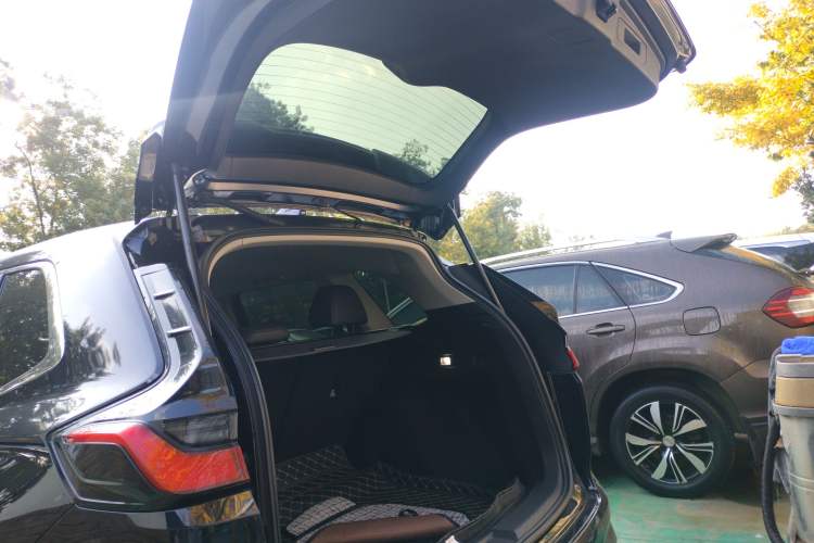 Used Honda Breeze 2023 240TURBO Two-Wheel-Drive Luxury Edition 5 Seats
