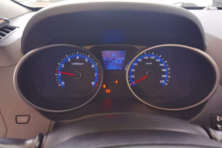 Used Hyundai ix35 2015 2.0L Automatic 2WD Smart Type China IV
