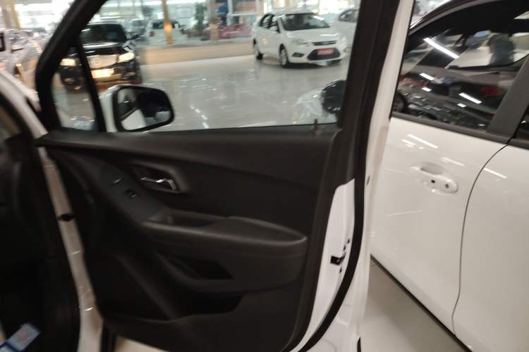 Used Chevrolet Trax 2014 1.4T Automatic Two-Wheel Drive Comfort Version
