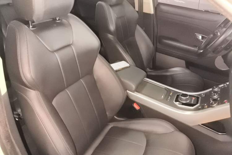 Used Land Rover Range Rover Evoque 2017 2.0T PURE Style Edition
