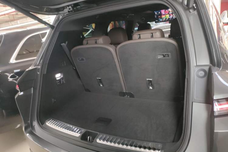 Used Li Auto L9 2022 Max model