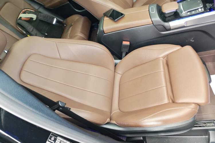 Used Mercedes-Benz GLB 2023 GLB 220 Fashion Model
