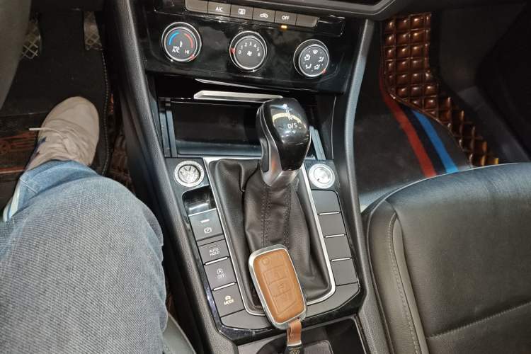 Used Volkswagen Sagitar 2020 280TSI DSG Comfort Version China VI Standard
