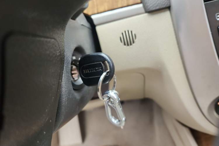 Used Buick Excelle 2015 1.5L Manual Classic Trim
