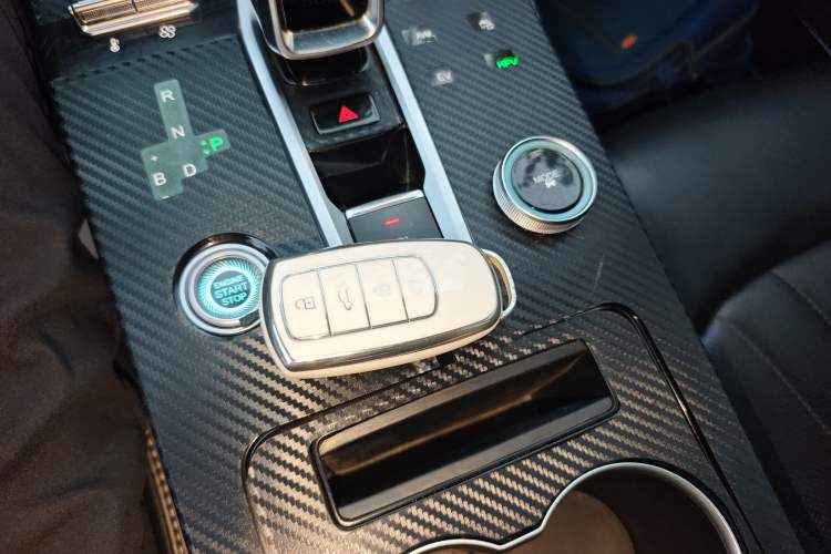 Used Chery Tiggo 8 PLUS Kunpeng e+ 2022 PHEV 1.5T WindStyle e+
