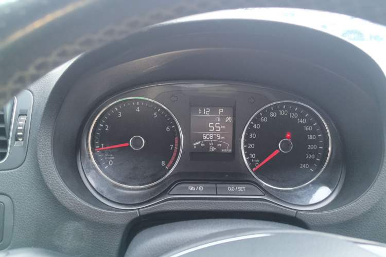 Used Volkswagen Polo 2018 1.5L Cross Polo Automatic
