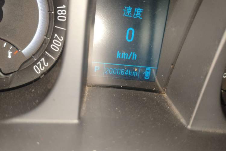 Used Buick GL8 2018 28T Luxury Model China VI Standard
