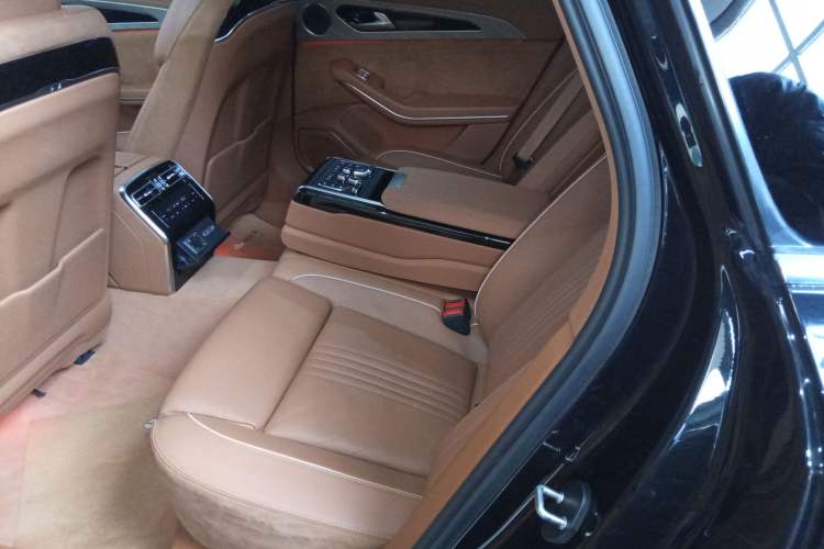 Used Hongqi H9 2020 Revised Version 2.0T Smart Connect Flagship Edition
