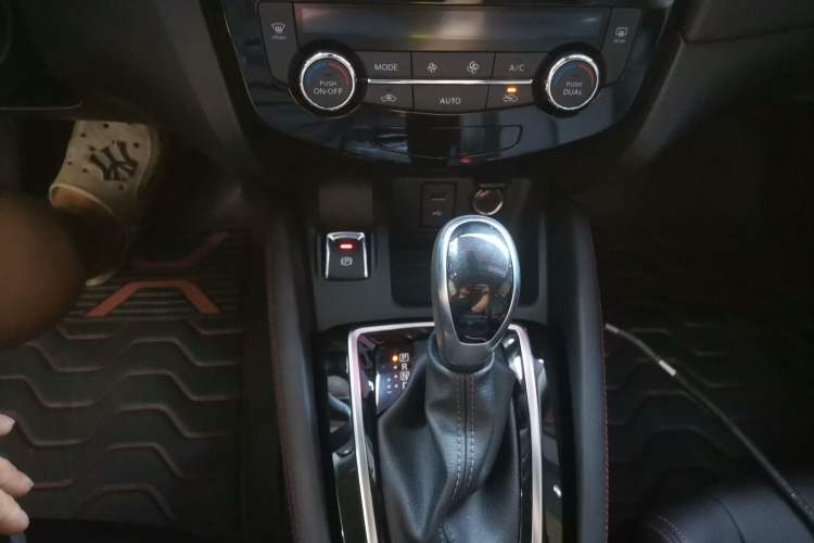 TDK.VehicleDetails.img